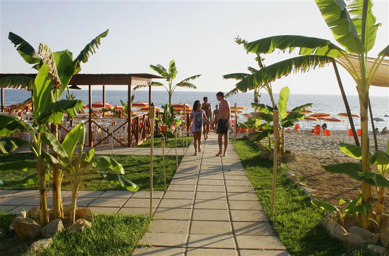 Hotel Baia Palinuro Exterior photo